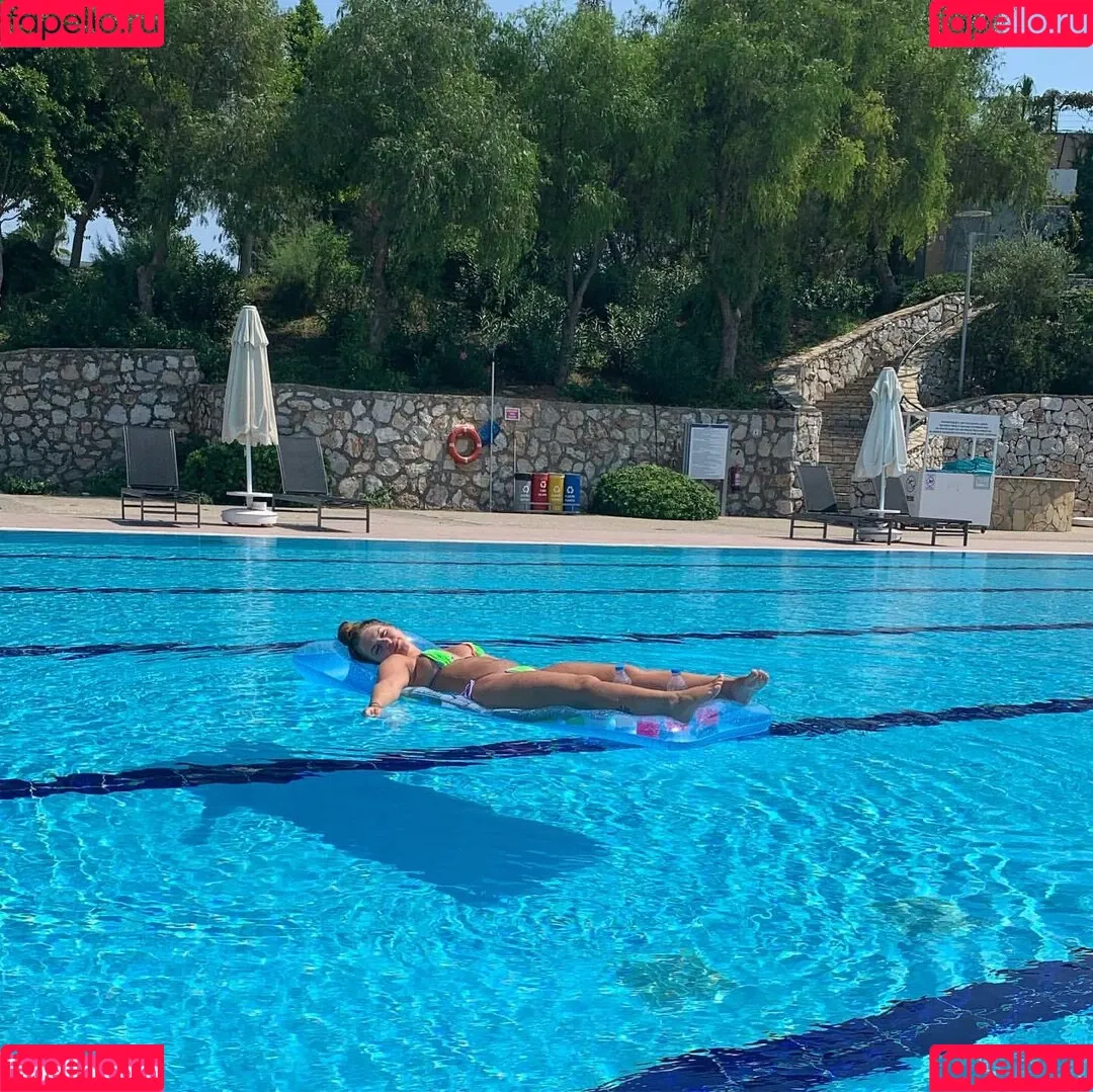 MyProtein / _fitnessbyamee / u157829302 Onlyfans Photo Gallery 