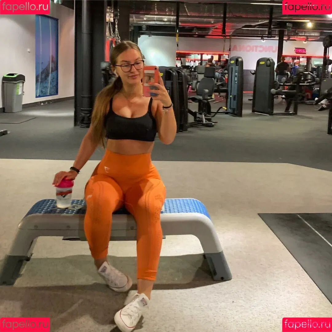 MyProtein / _fitnessbyamee / u157829302 Onlyfans Photo Gallery 