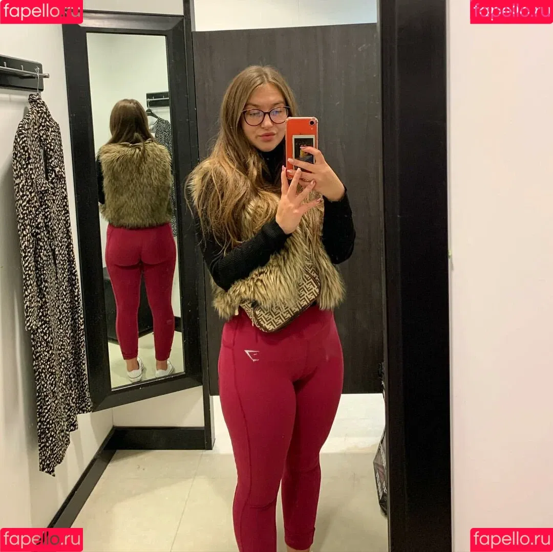 MyProtein / _fitnessbyamee / u157829302 Onlyfans Photo Gallery 