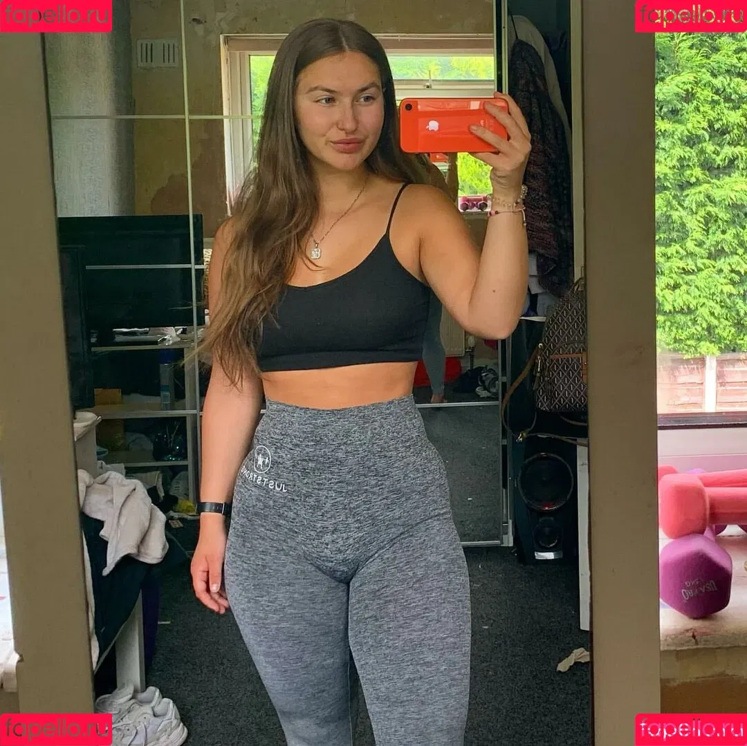 MyProtein / _fitnessbyamee / u157829302 Onlyfans Photo Gallery 