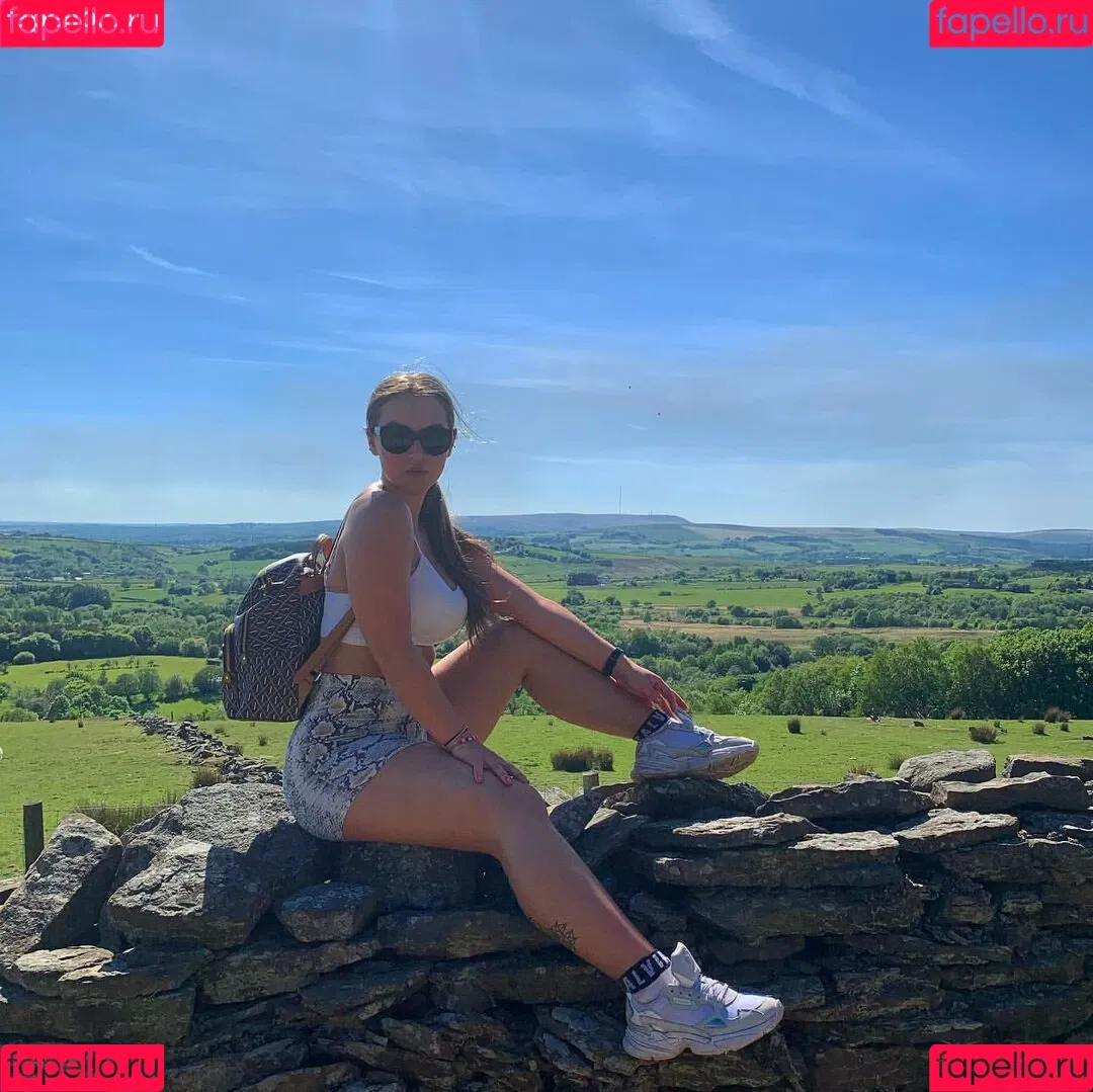 MyProtein / _fitnessbyamee / u157829302 Onlyfans Photo Gallery 