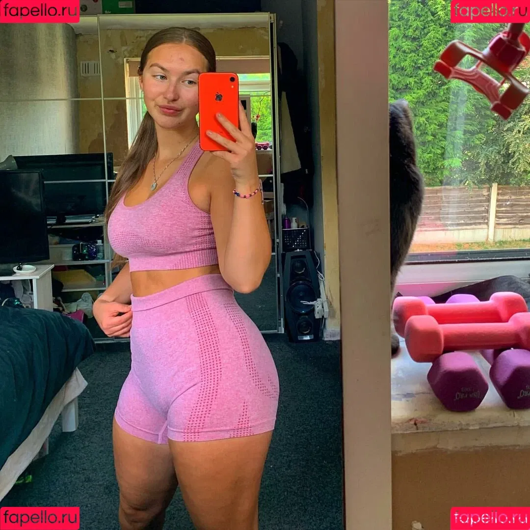 MyProtein / _fitnessbyamee / u157829302 Onlyfans Photo Gallery 