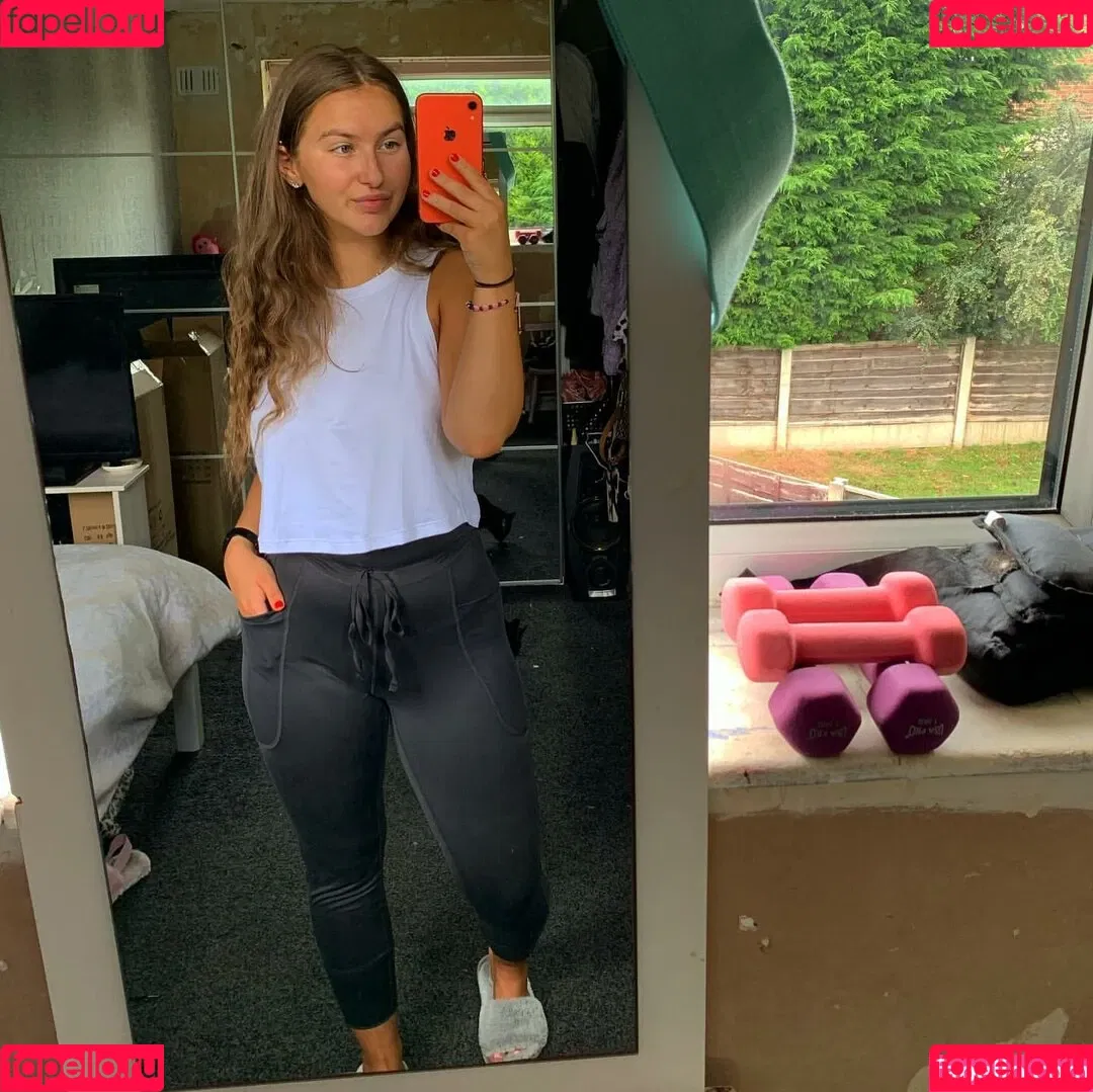 MyProtein / _fitnessbyamee / u157829302 Onlyfans Photo Gallery 
