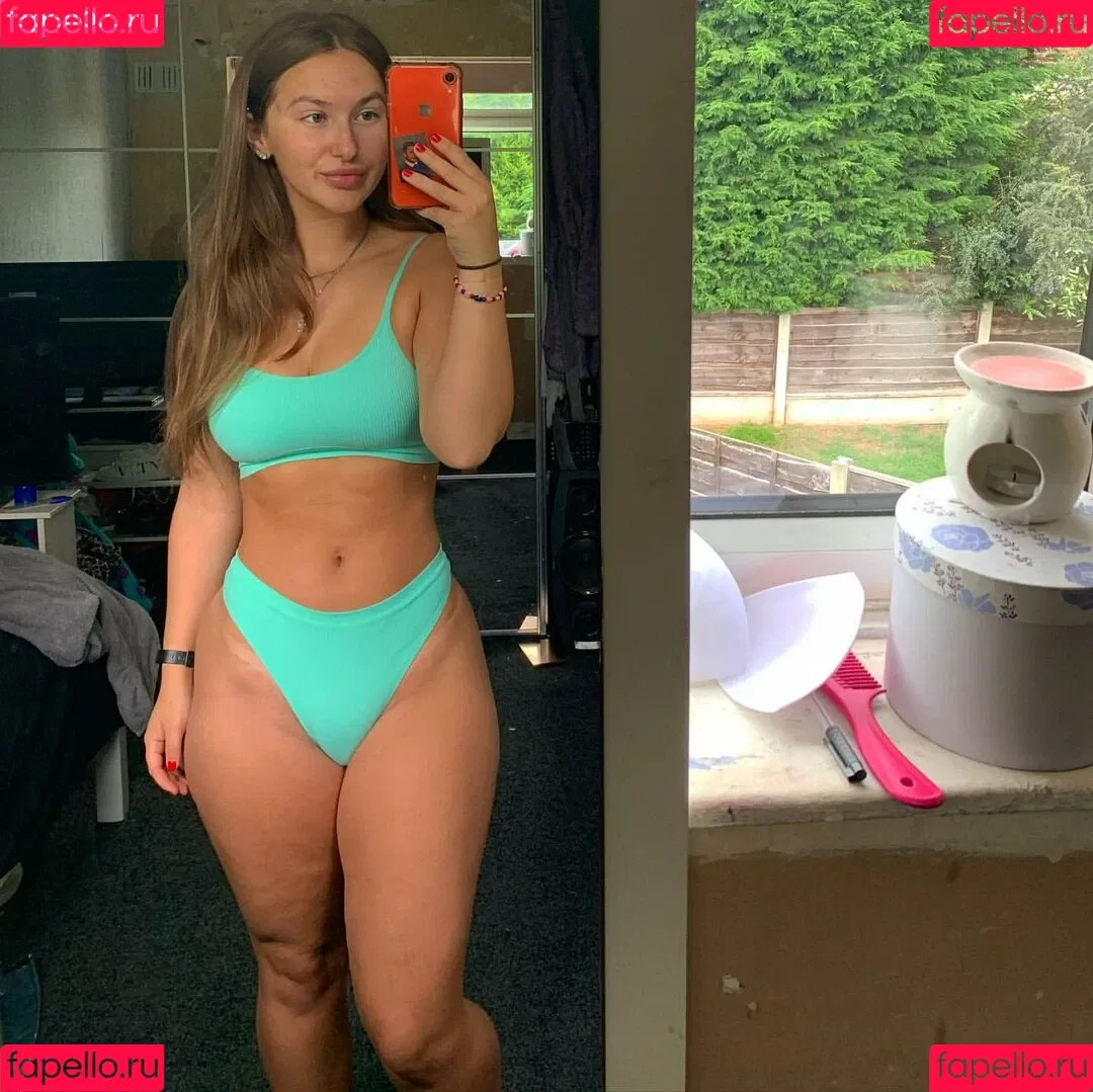 MyProtein / _fitnessbyamee / u157829302 Onlyfans Photo Gallery 