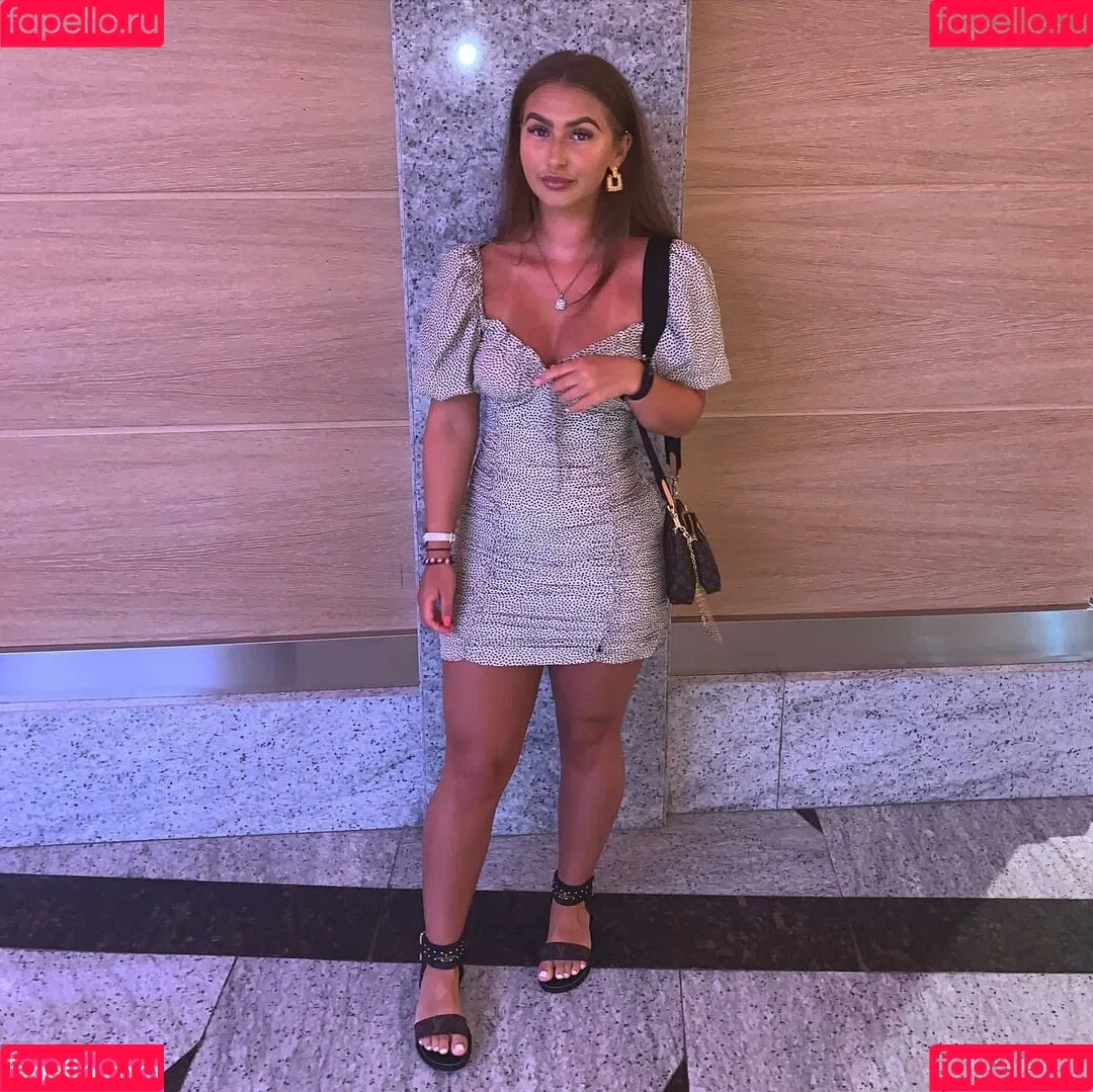 MyProtein / _fitnessbyamee / u157829302 Onlyfans Photo Gallery 