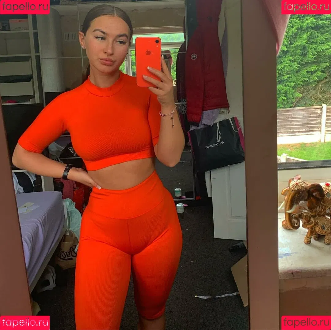 MyProtein / _fitnessbyamee / u157829302 Onlyfans Photo Gallery 