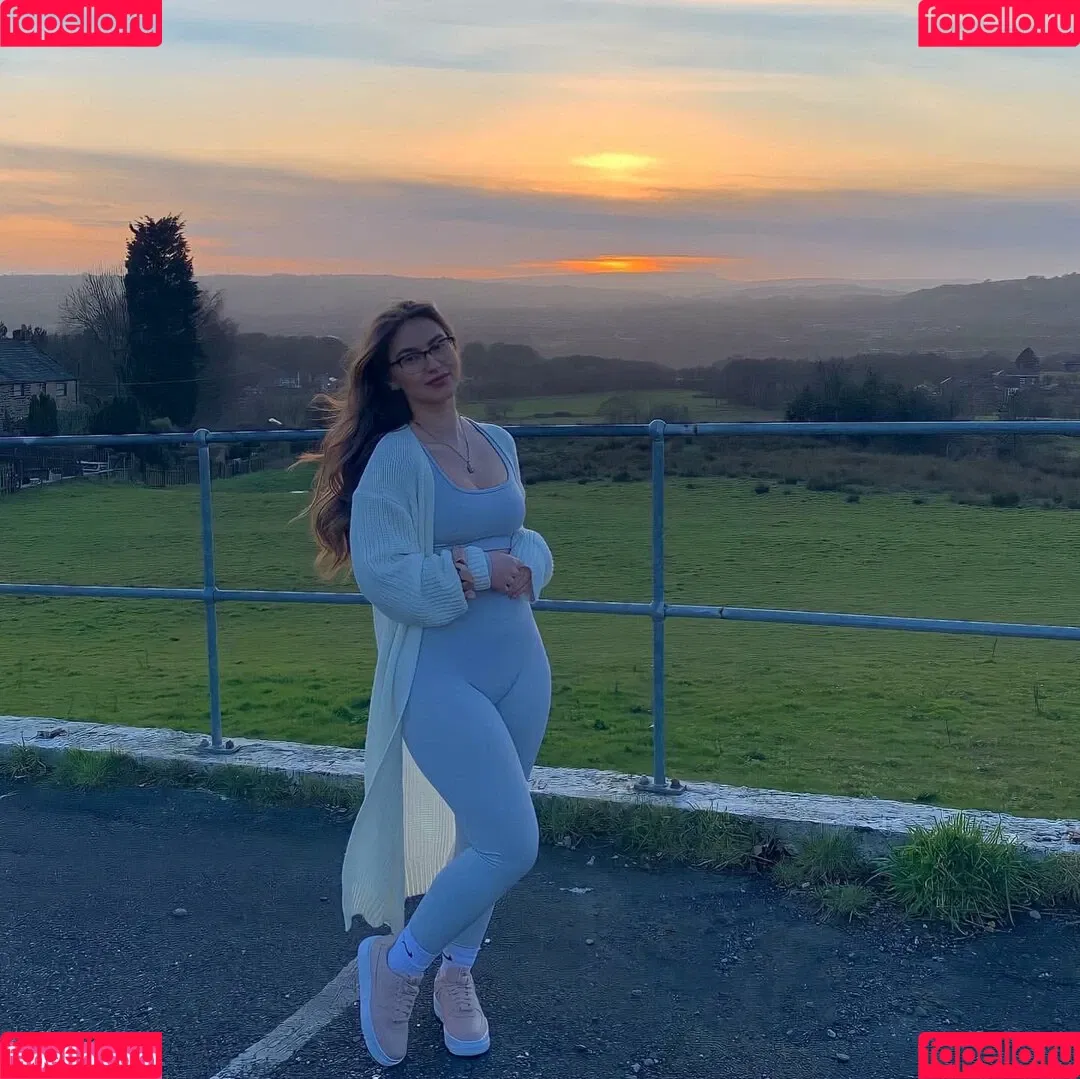 MyProtein / _fitnessbyamee / u157829302 Onlyfans Photo Gallery 