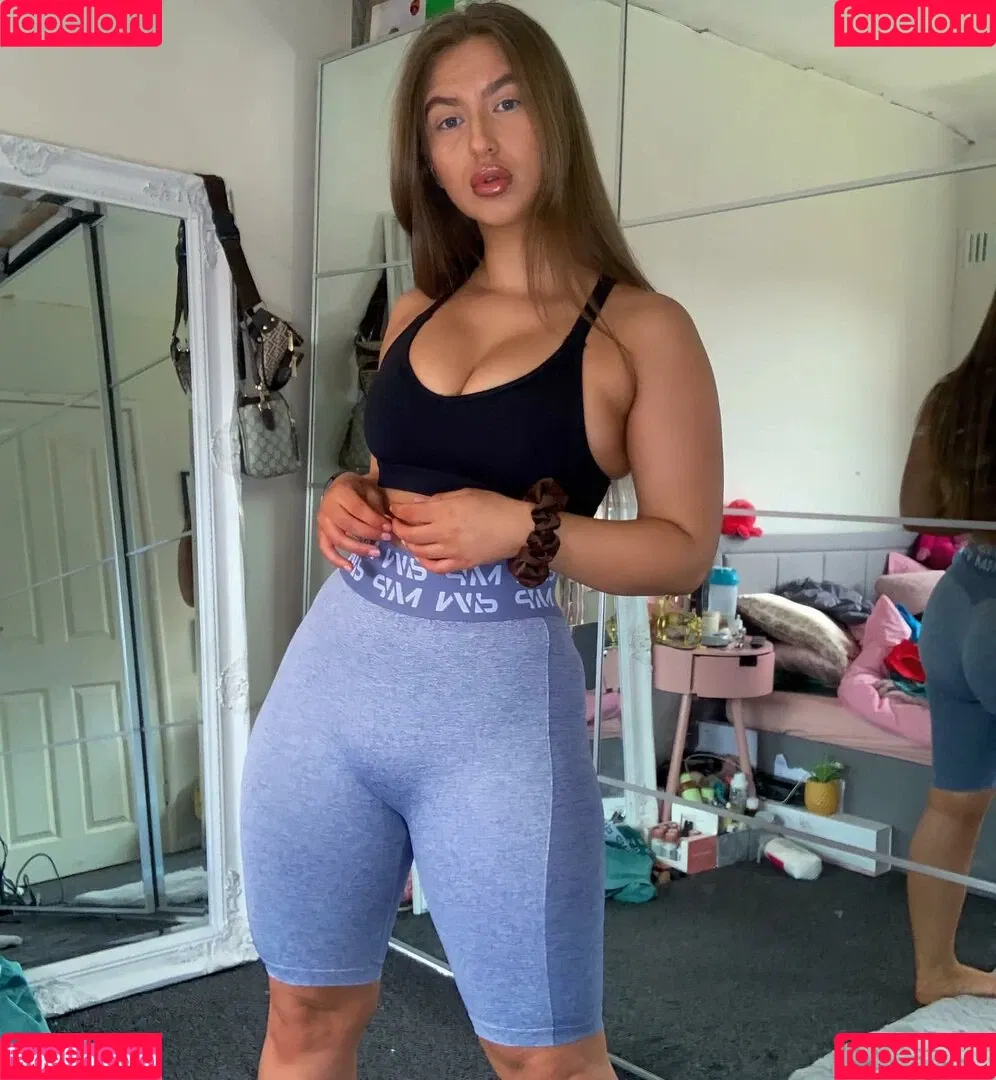 MyProtein / _fitnessbyamee / u157829302 Onlyfans Photo Gallery 