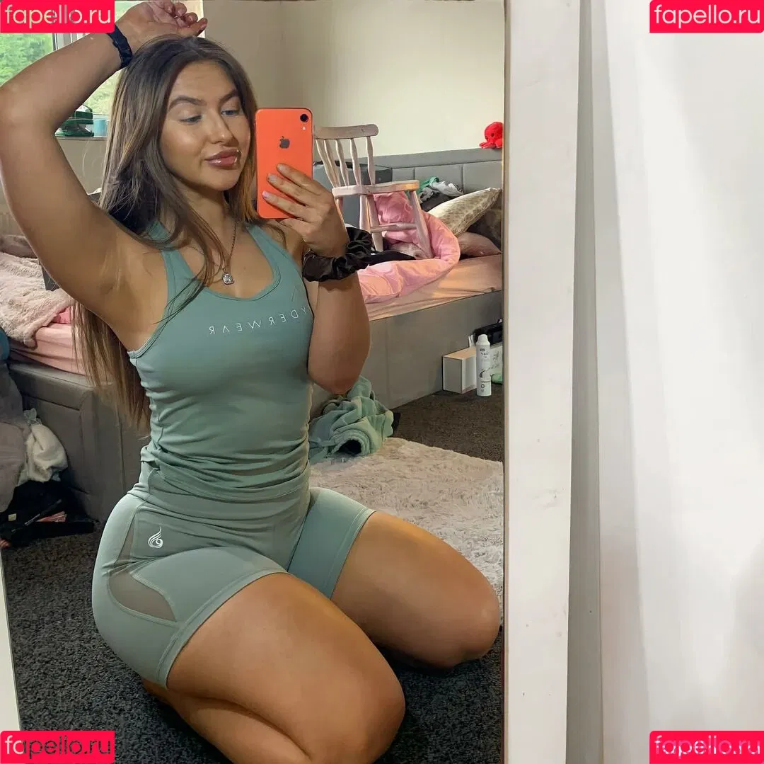 MyProtein / _fitnessbyamee / u157829302 Onlyfans Photo Gallery 