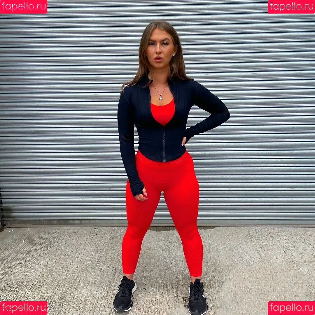 MyProtein / _fitnessbyamee / u157829302 Onlyfans Photo Gallery 