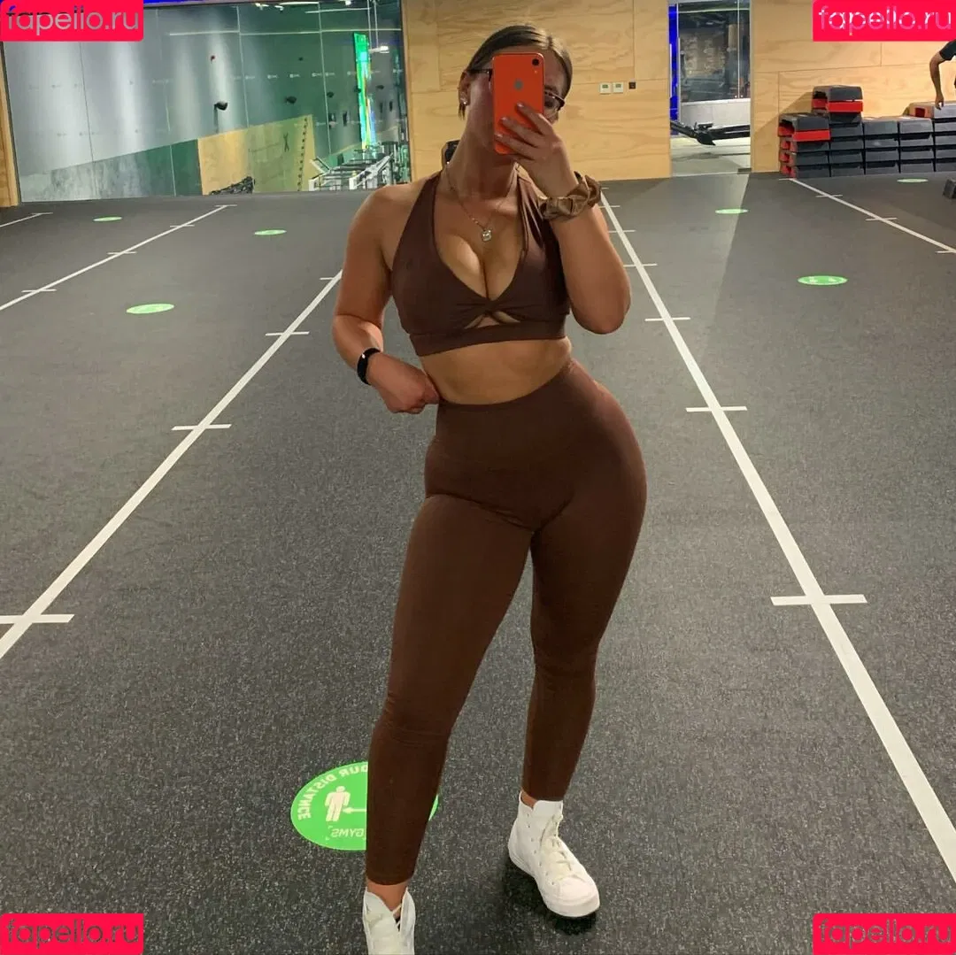 MyProtein / _fitnessbyamee / u157829302 Onlyfans Photo Gallery 