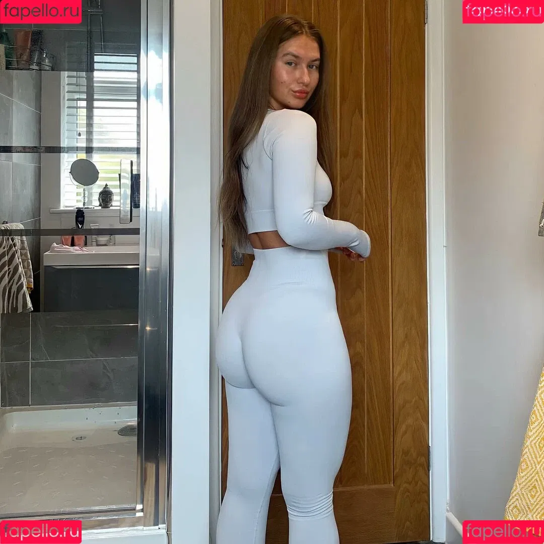 MyProtein / _fitnessbyamee / u157829302 Onlyfans Photo Gallery 