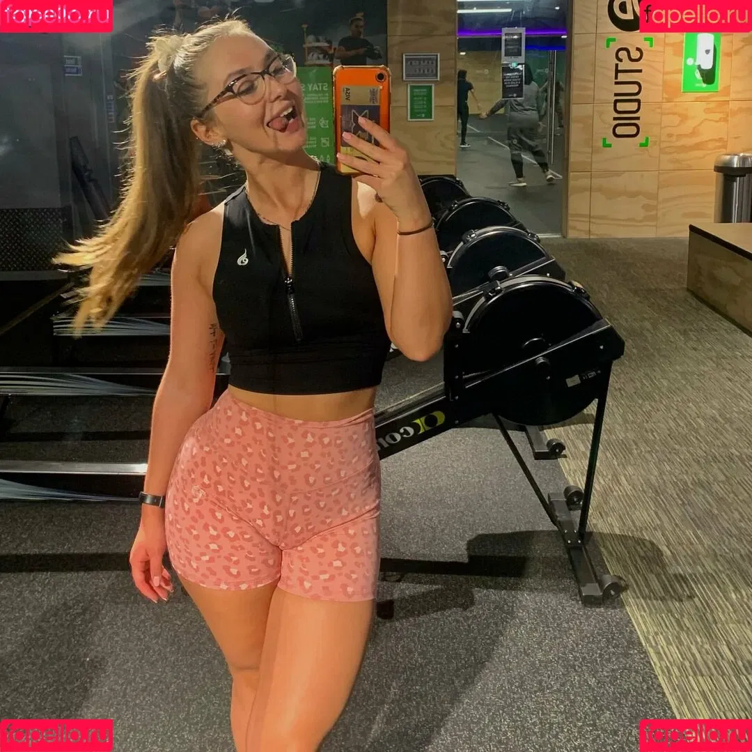 MyProtein / _fitnessbyamee / u157829302 Onlyfans Photo Gallery 