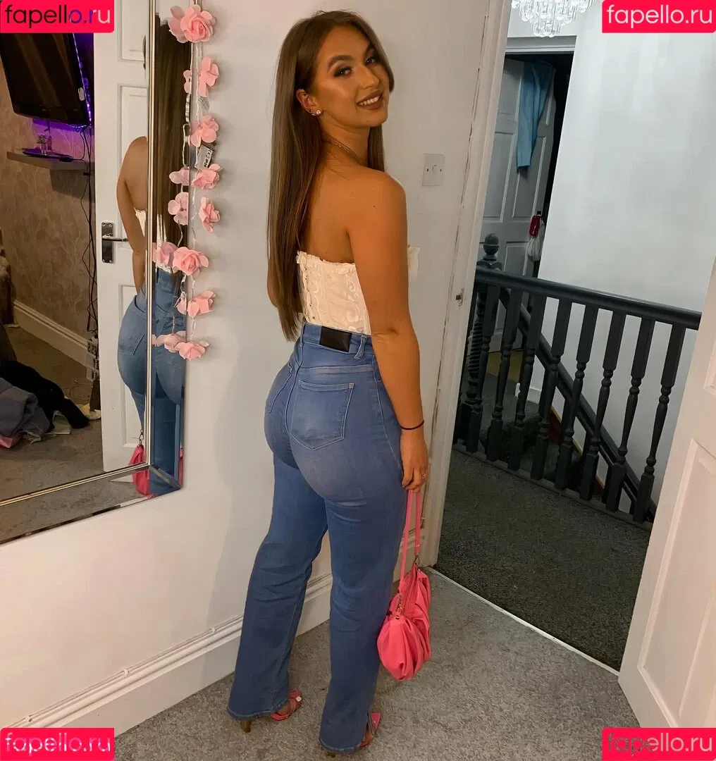MyProtein / _fitnessbyamee / u157829302 Onlyfans Photo Gallery 