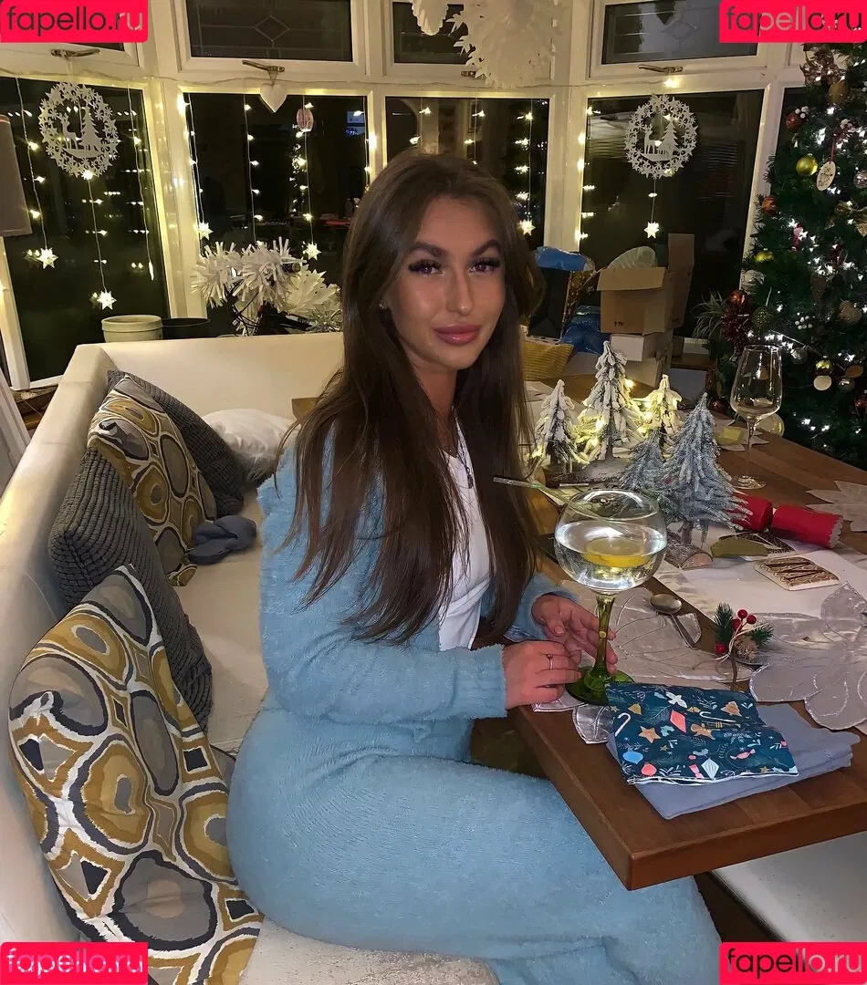 MyProtein / _fitnessbyamee / u157829302 Onlyfans Photo Gallery 