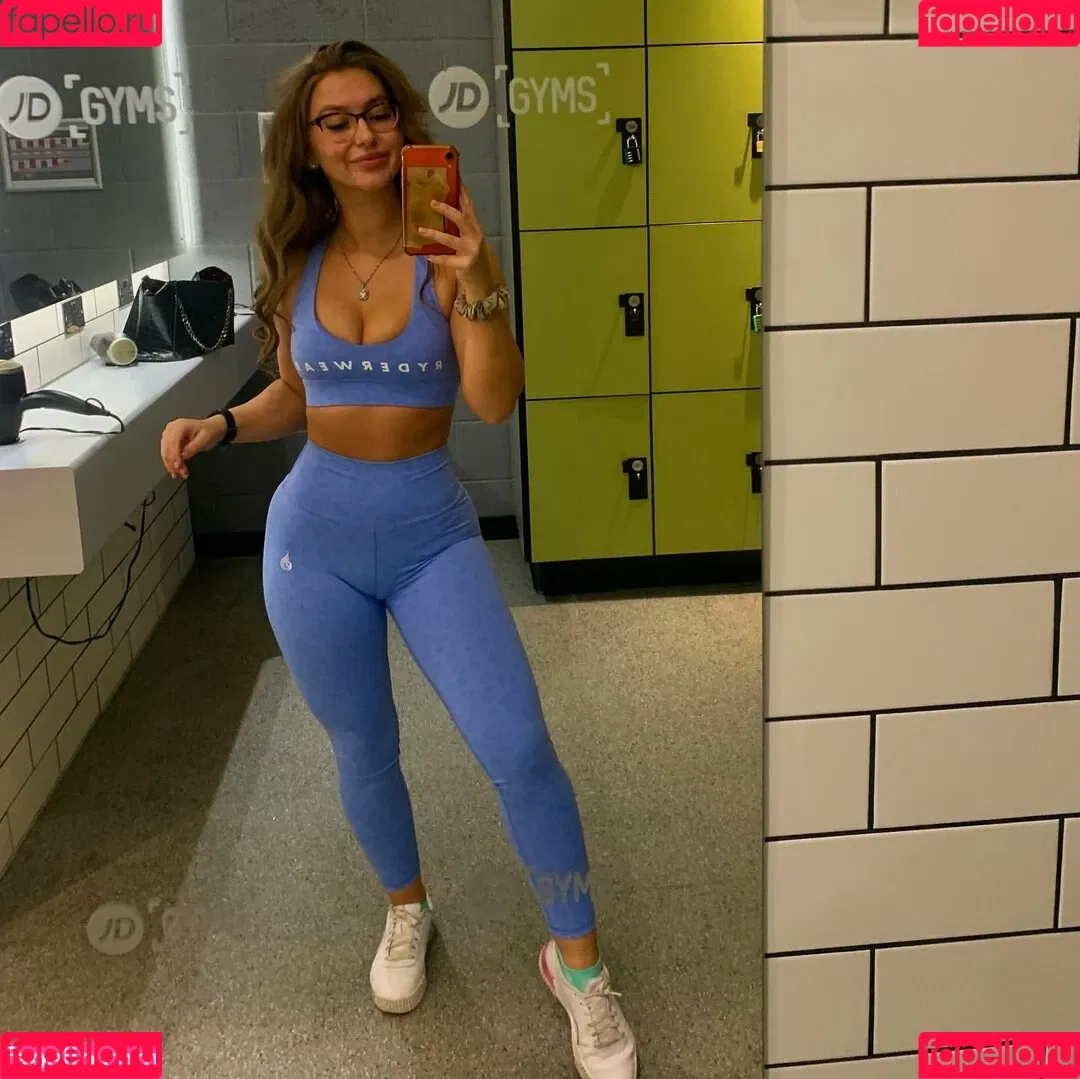 MyProtein / _fitnessbyamee / u157829302 Onlyfans Photo Gallery 