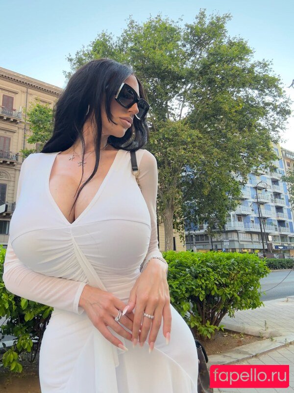 Chiara Mazzola Nude Onlyfans Photo 11