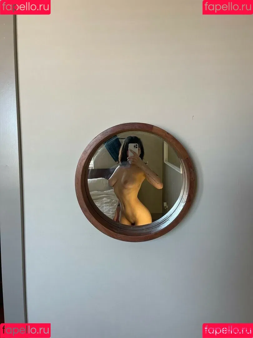 Sophie43 / l3avem3alone / soph8983 / sophia8983 Onlyfans Photo Gallery 
