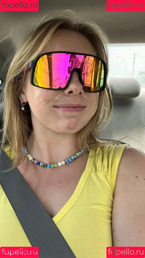 CosmicKitti / cosmickitty._ Onlyfans Photo Gallery 