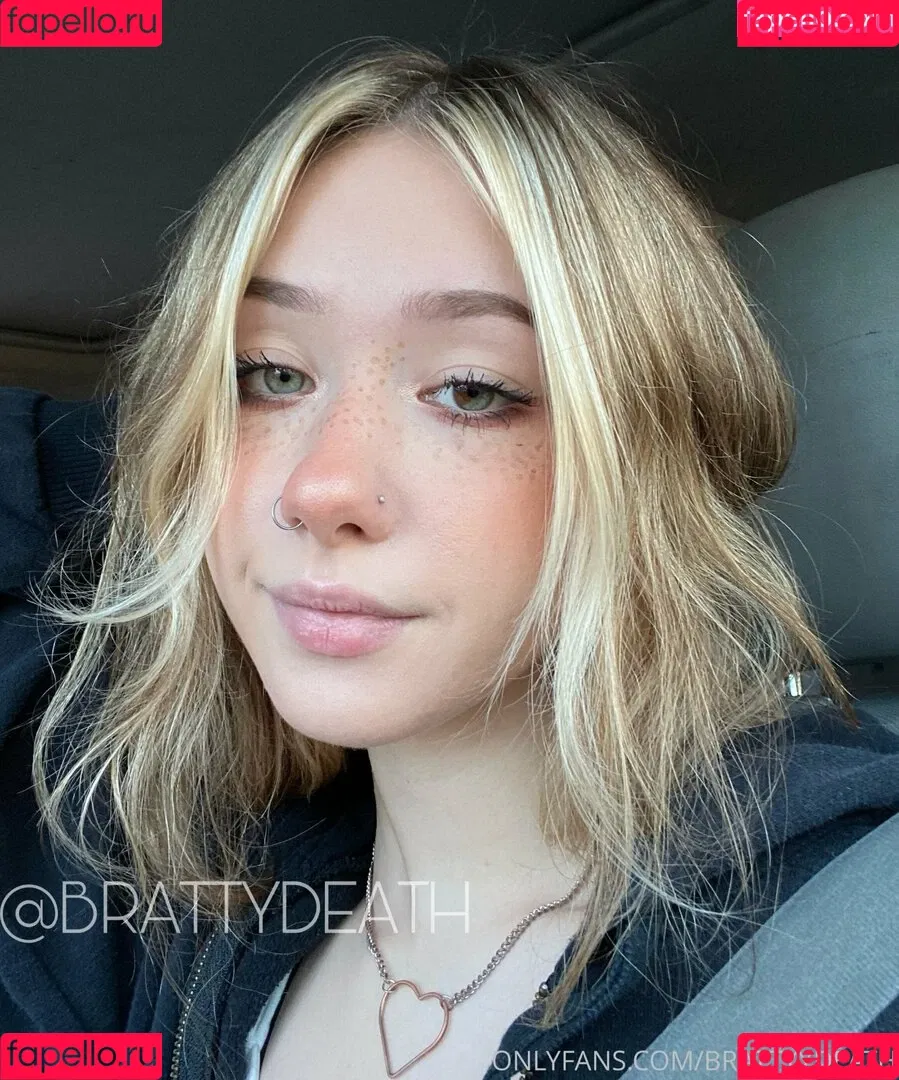 brattydeath / brattyydeath / cherry_grl / waifu.brattyydeath Onlyfans Photo Gallery 