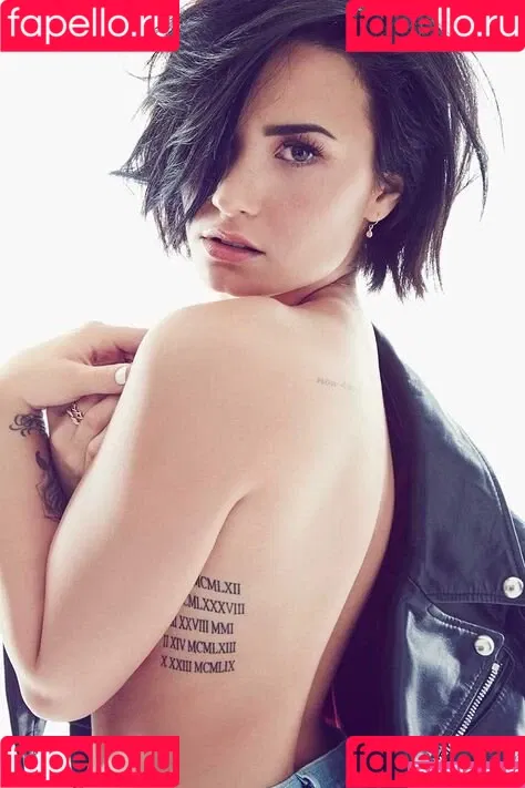 Demi Lovato / ddlovato Onlyfans Photo Gallery 