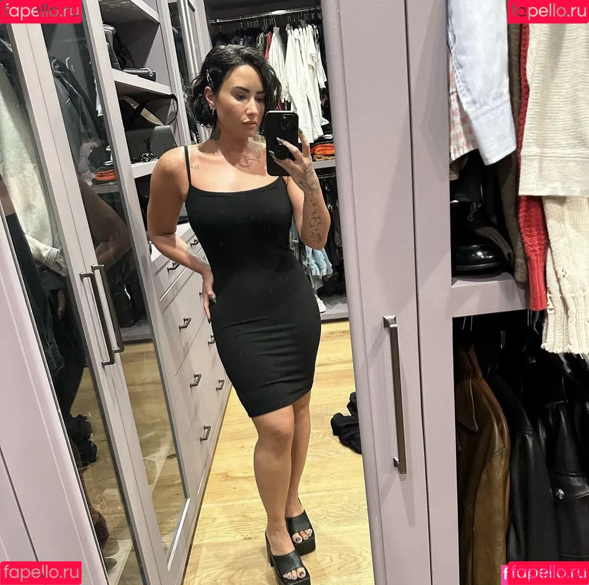 Demi Lovato / ddlovato Onlyfans Photo Gallery 