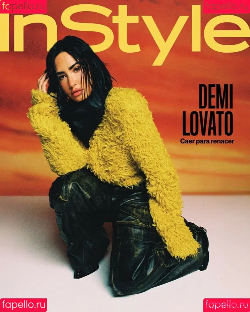 Demi Lovato / ddlovato Onlyfans Photo Gallery 