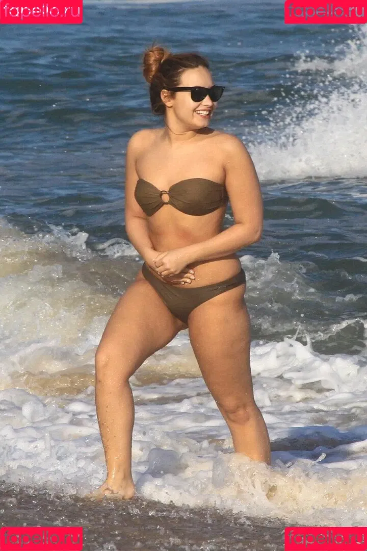 Demi Lovato / ddlovato Onlyfans Photo Gallery 