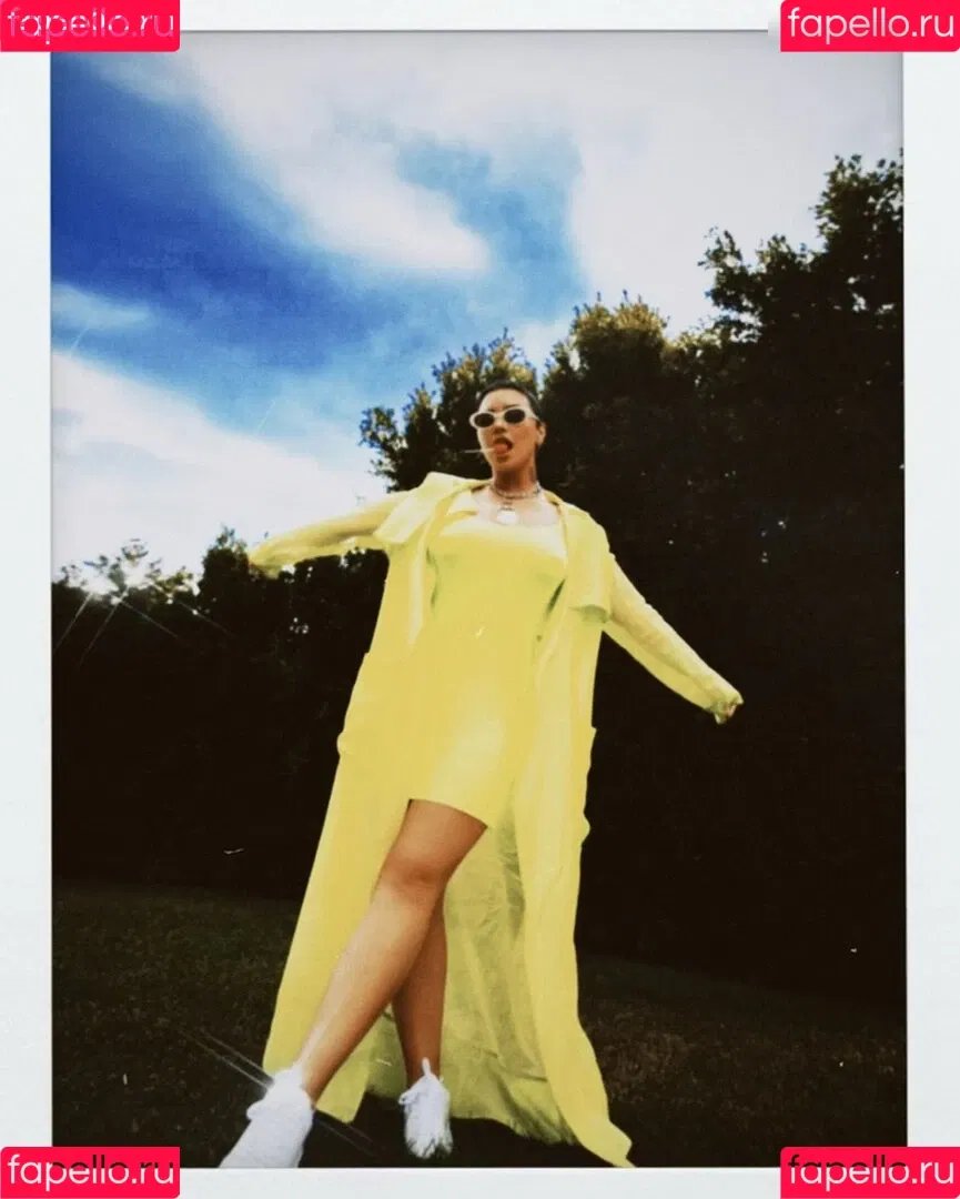 Demi Lovato / ddlovato Onlyfans Photo Gallery 