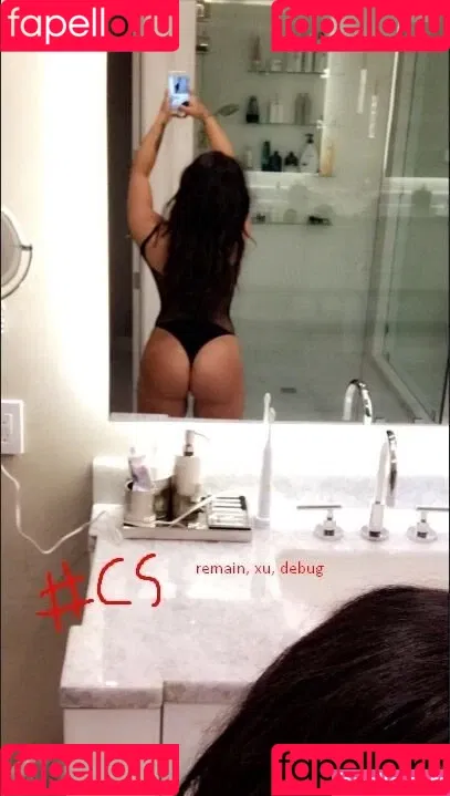 Demi Lovato / ddlovato Onlyfans Photo Gallery 