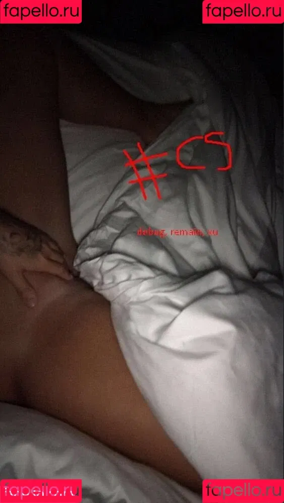 Demi Lovato / ddlovato Onlyfans Photo Gallery 
