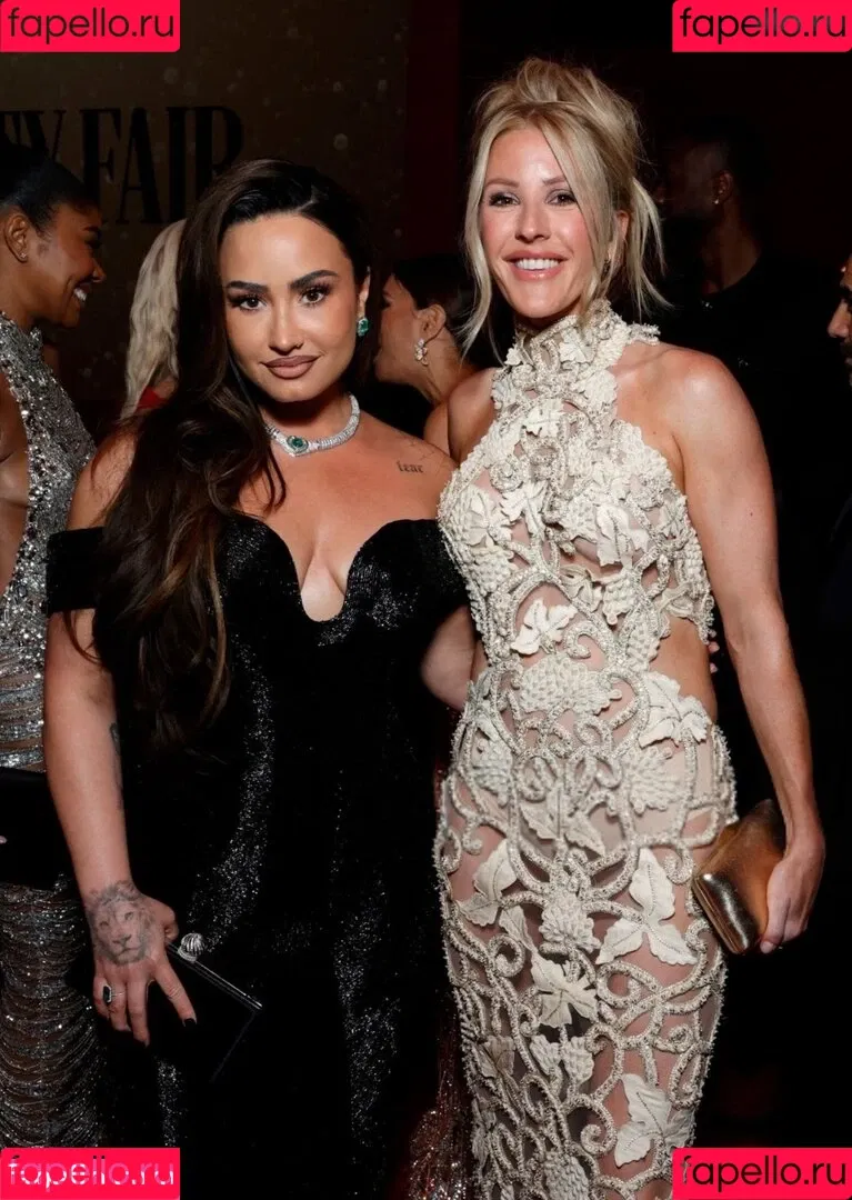 Demi Lovato / ddlovato Onlyfans Photo Gallery 