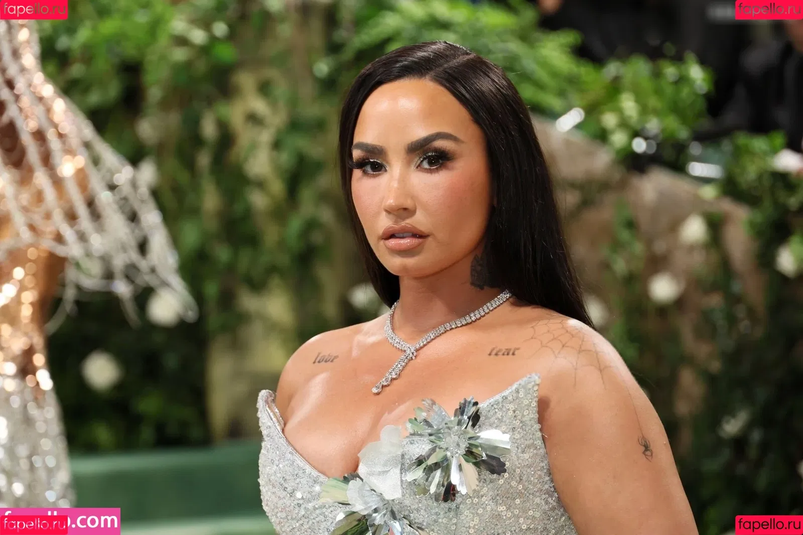 Demi Lovato / ddlovato Onlyfans Photo Gallery 