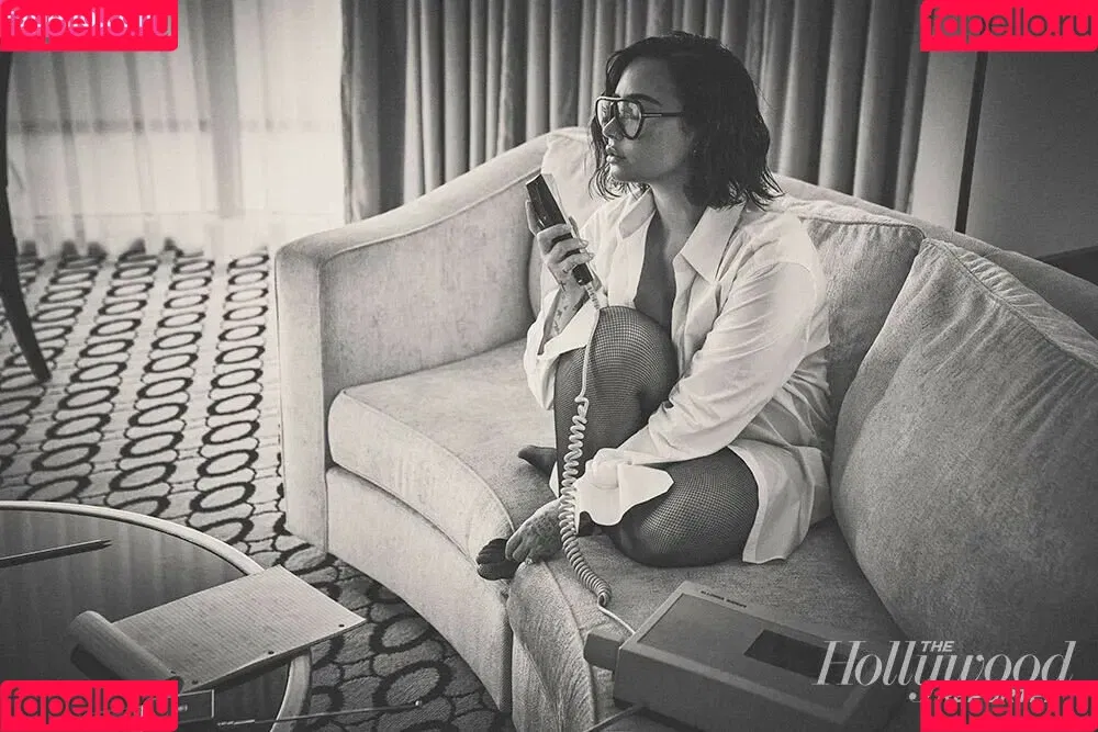 Demi Lovato / ddlovato Onlyfans Photo Gallery 