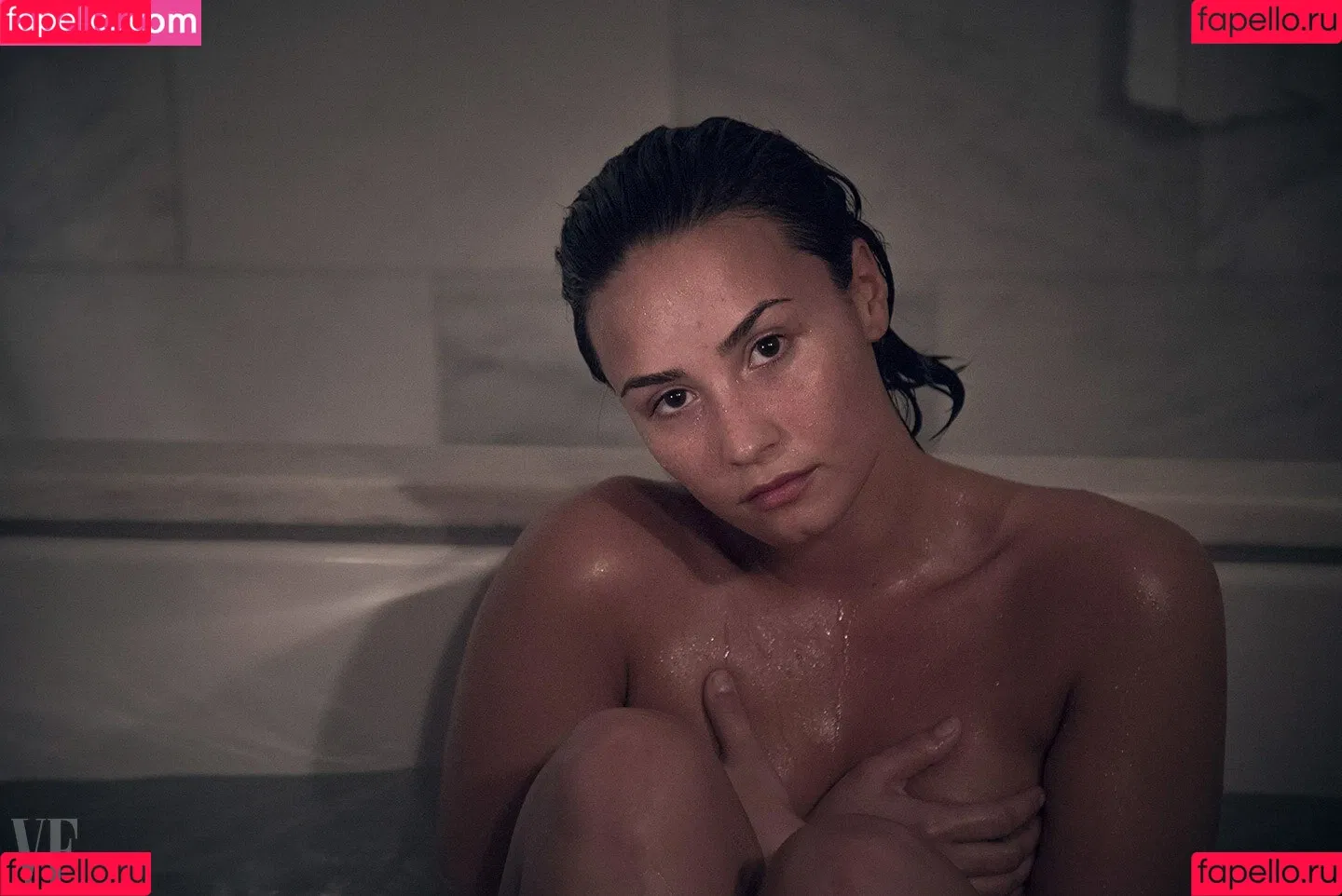 Demi Lovato / ddlovato Onlyfans Photo Gallery 