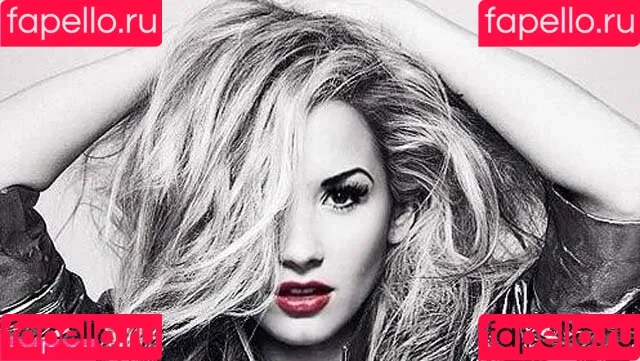 Demi Lovato / ddlovato Onlyfans Photo Gallery 