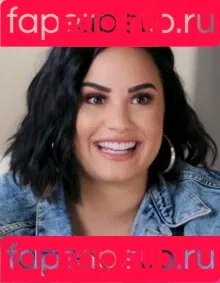 Demi Lovato / ddlovato Onlyfans Photo Gallery 