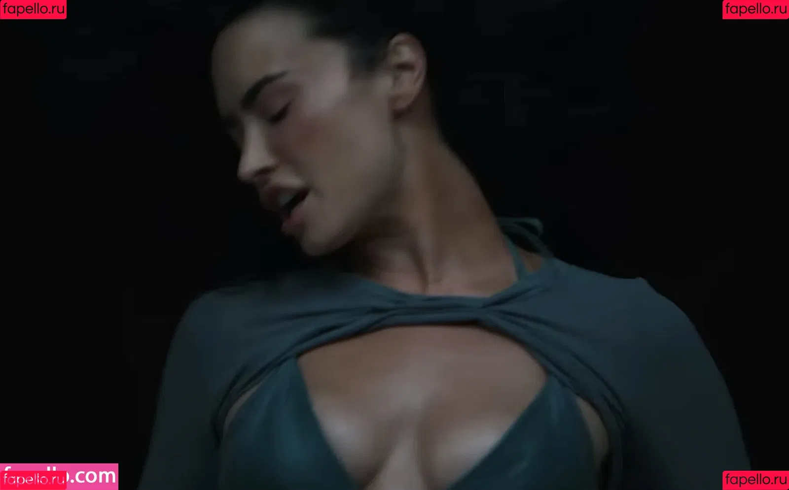 Demi Lovato / ddlovato Onlyfans Photo Gallery 