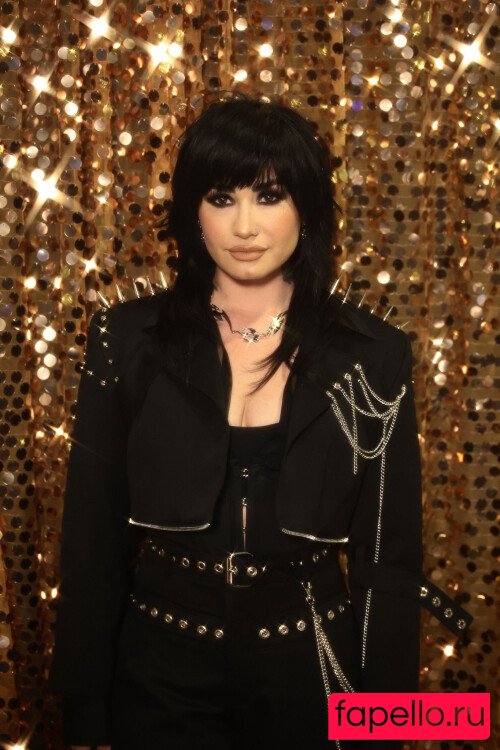Demi Lovato Nude Onlyfans Photo 43