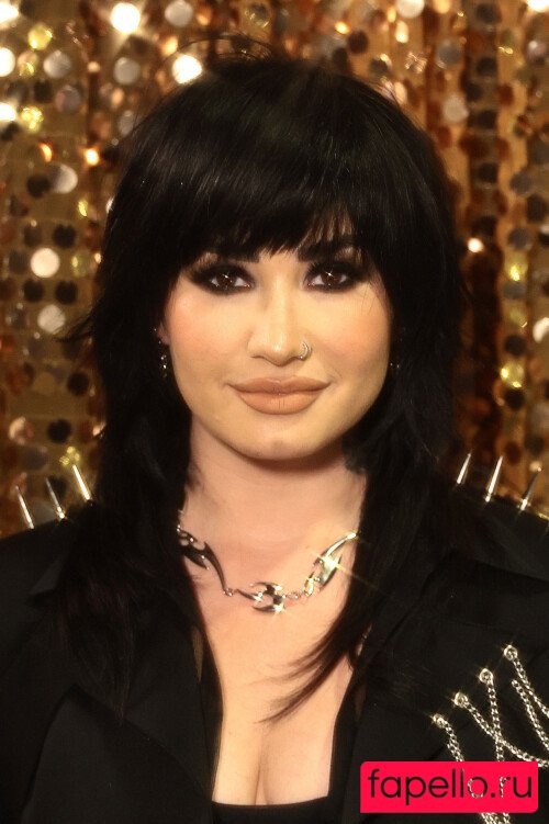 Demi Lovato Nude Onlyfans Photo 42