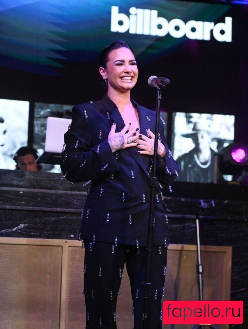 Demi Lovato Nude Onlyfans Photo 20