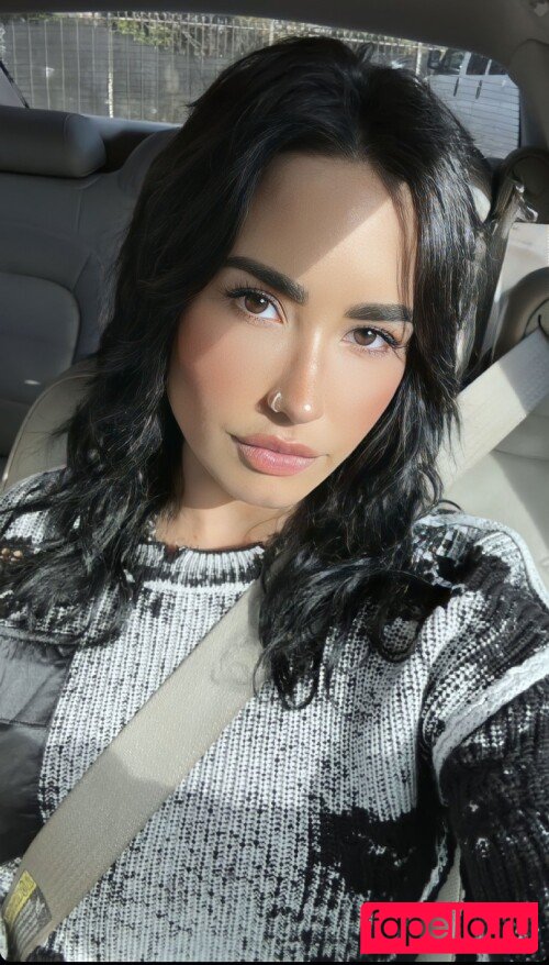 Demi Lovato Nude Onlyfans Photo 8