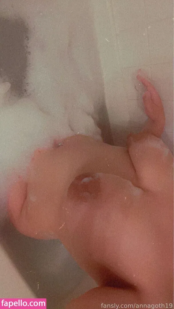 mrettaxe / scxrlettalatar Onlyfans Photo Gallery 