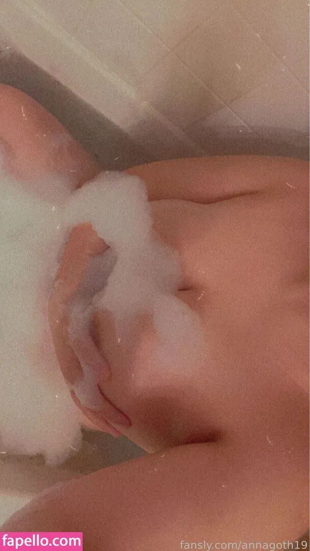 mrettaxe / scxrlettalatar Onlyfans Photo Gallery 