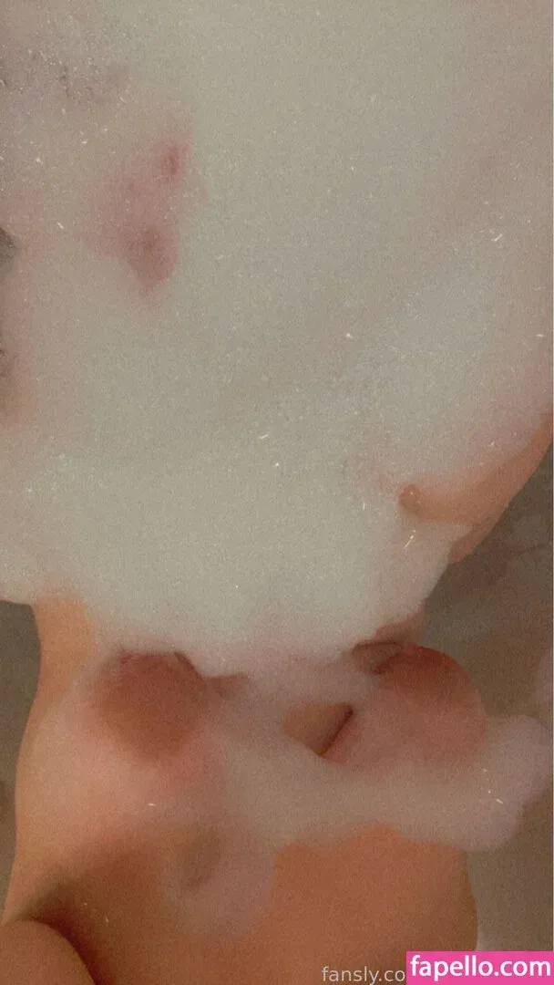 mrettaxe / scxrlettalatar Onlyfans Photo Gallery 