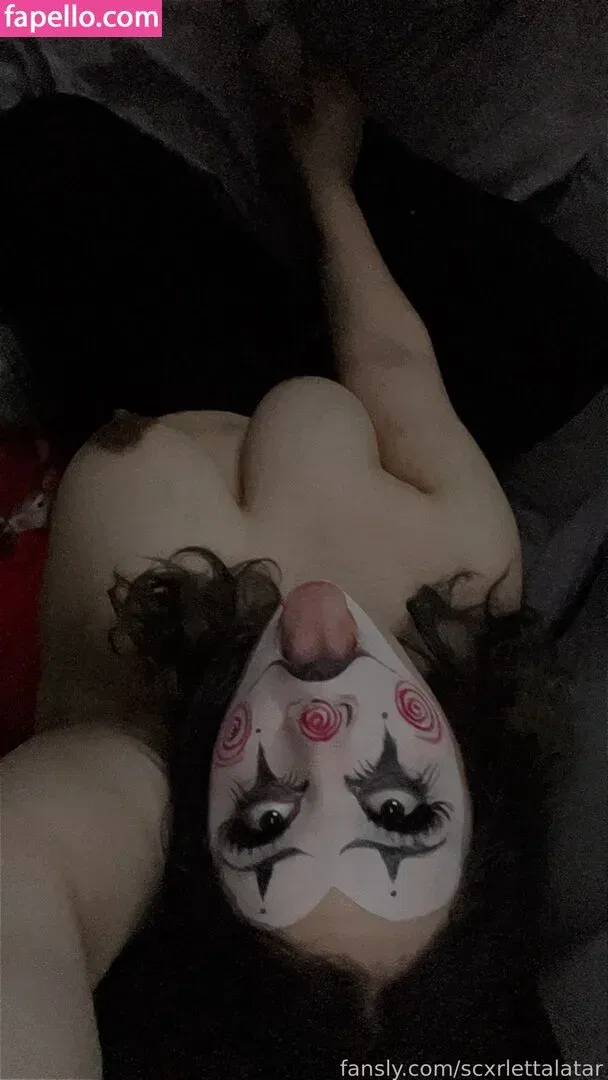 mrettaxe / scxrlettalatar Onlyfans Photo Gallery 