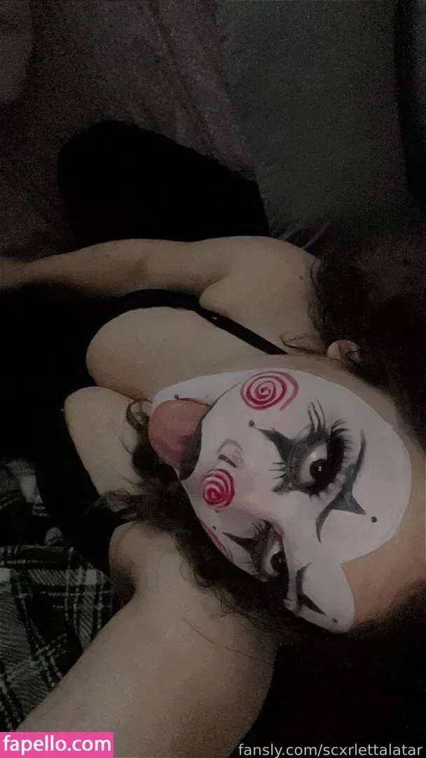 mrettaxe / scxrlettalatar Onlyfans Photo Gallery 