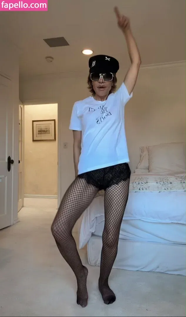 Lisa Rinn Onlyfans Photo Gallery 