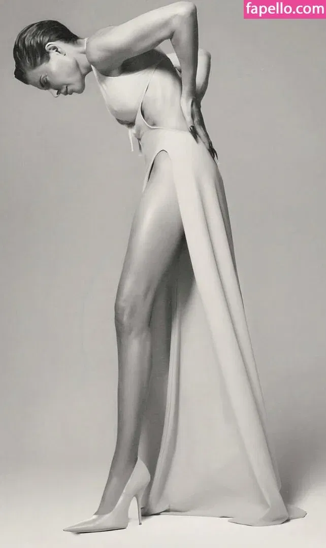 Lisa Rinn Onlyfans Photo Gallery 