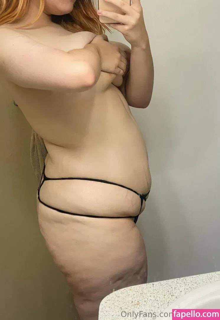 faefeedee / fyeefyee Onlyfans Photo Gallery 